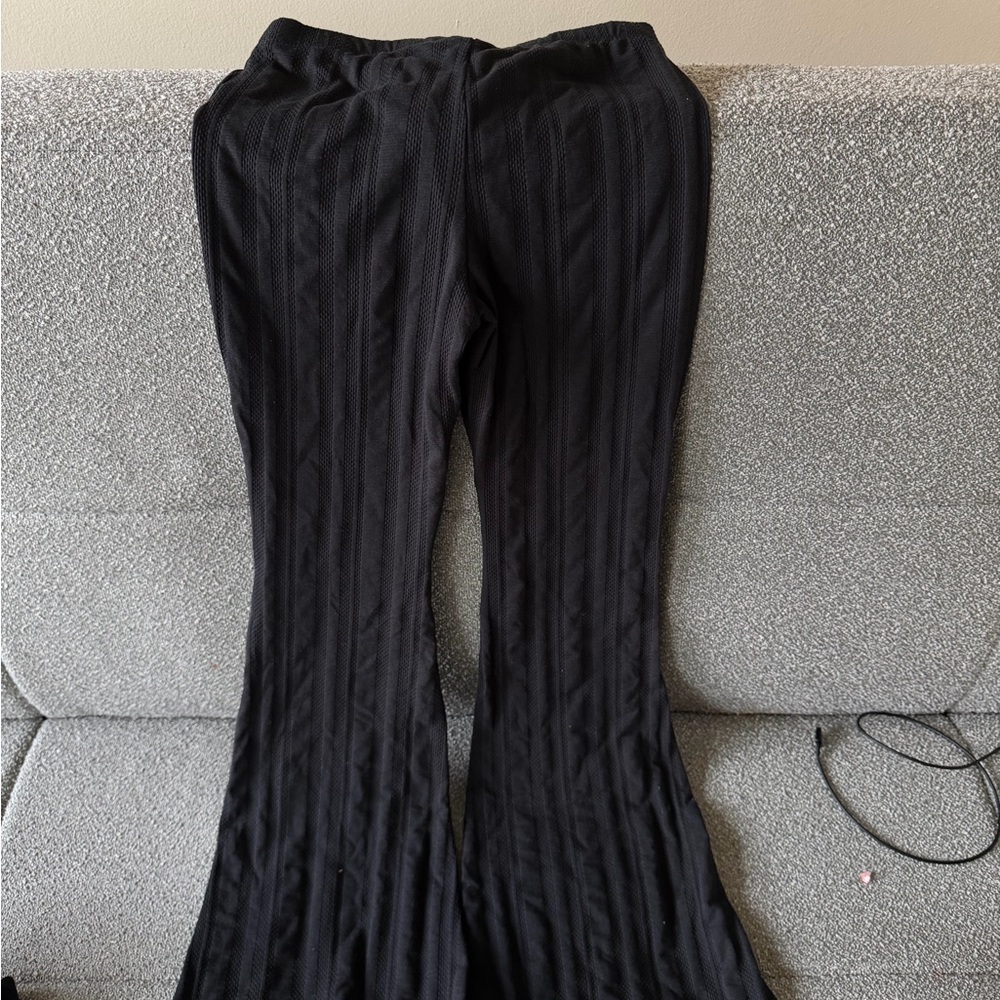 Forever 21 Black Textured Flared Leggings